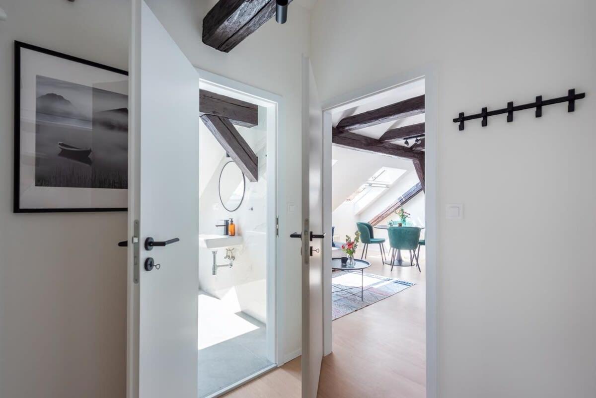 Zen & Stylish Attic Appartamento